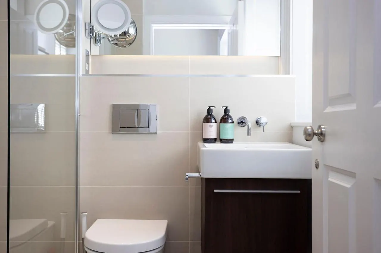 Joivy Splendid Apartment In New Town Эдинбург 0*,  Великобритания